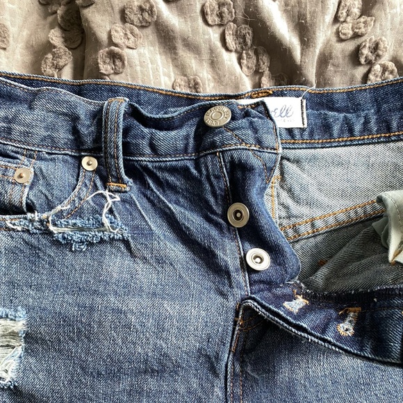 Madewell Distressed Denim Shorts - Picture 7 of 9